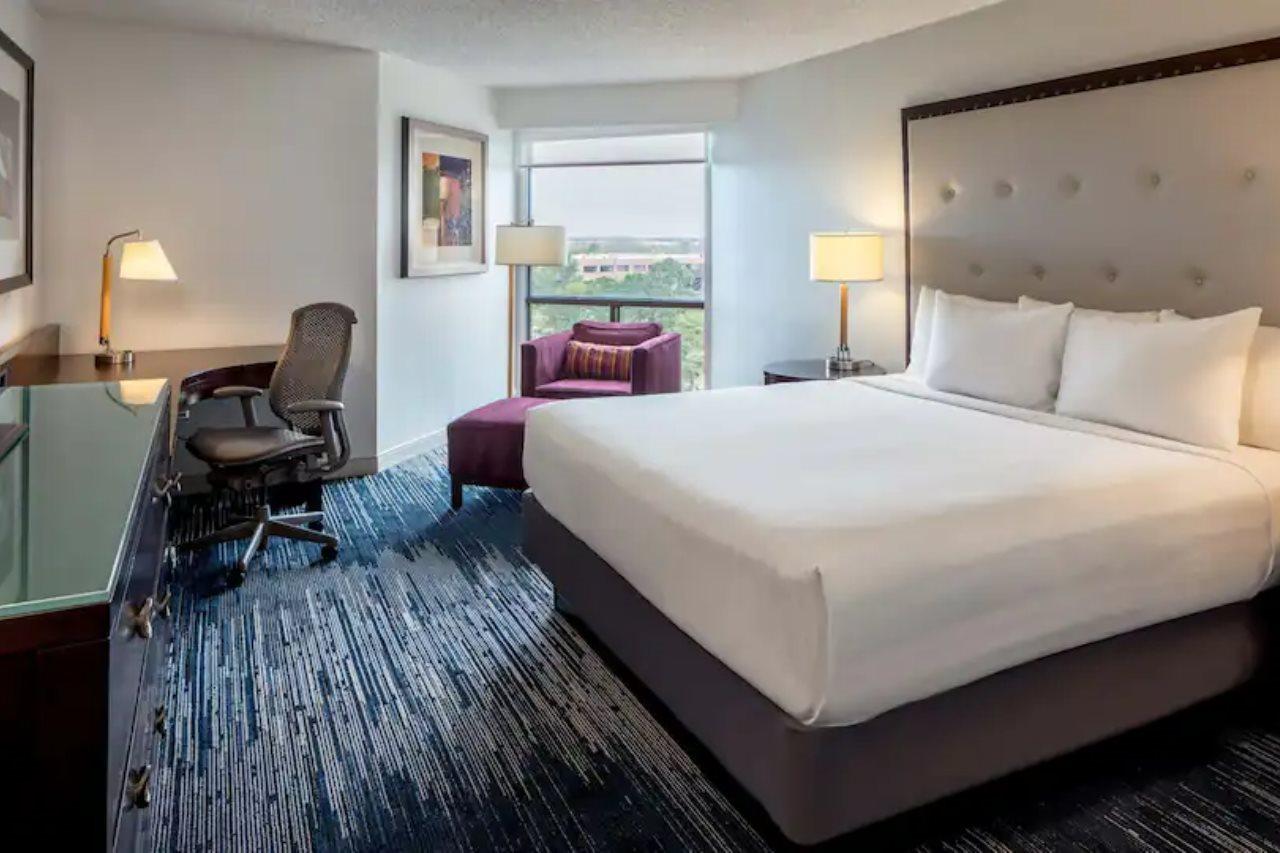 Sonesta Hotel Houston Iah Airport Exterior foto